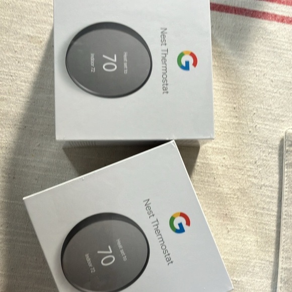One Google NEST charcoal thermostat new in box - Picture 2 of 2